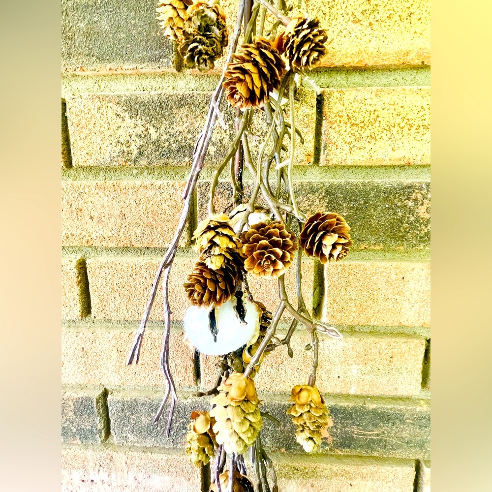 *Pinecones and Cotton Garland 36”